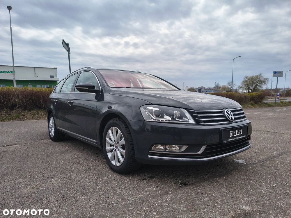 Volkswagen Passat 2.0 TDI Comfortline - 8