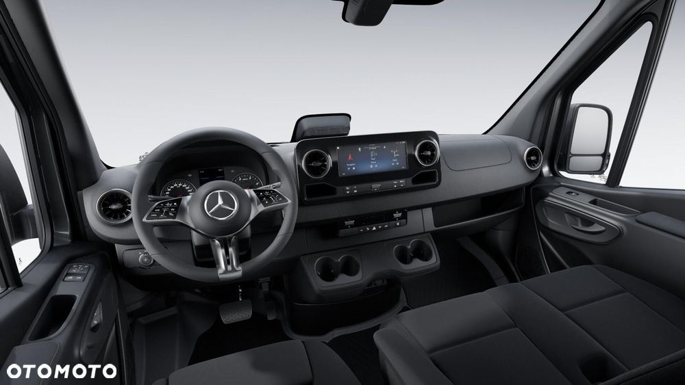 Mercedes-Benz Sprinter - 4