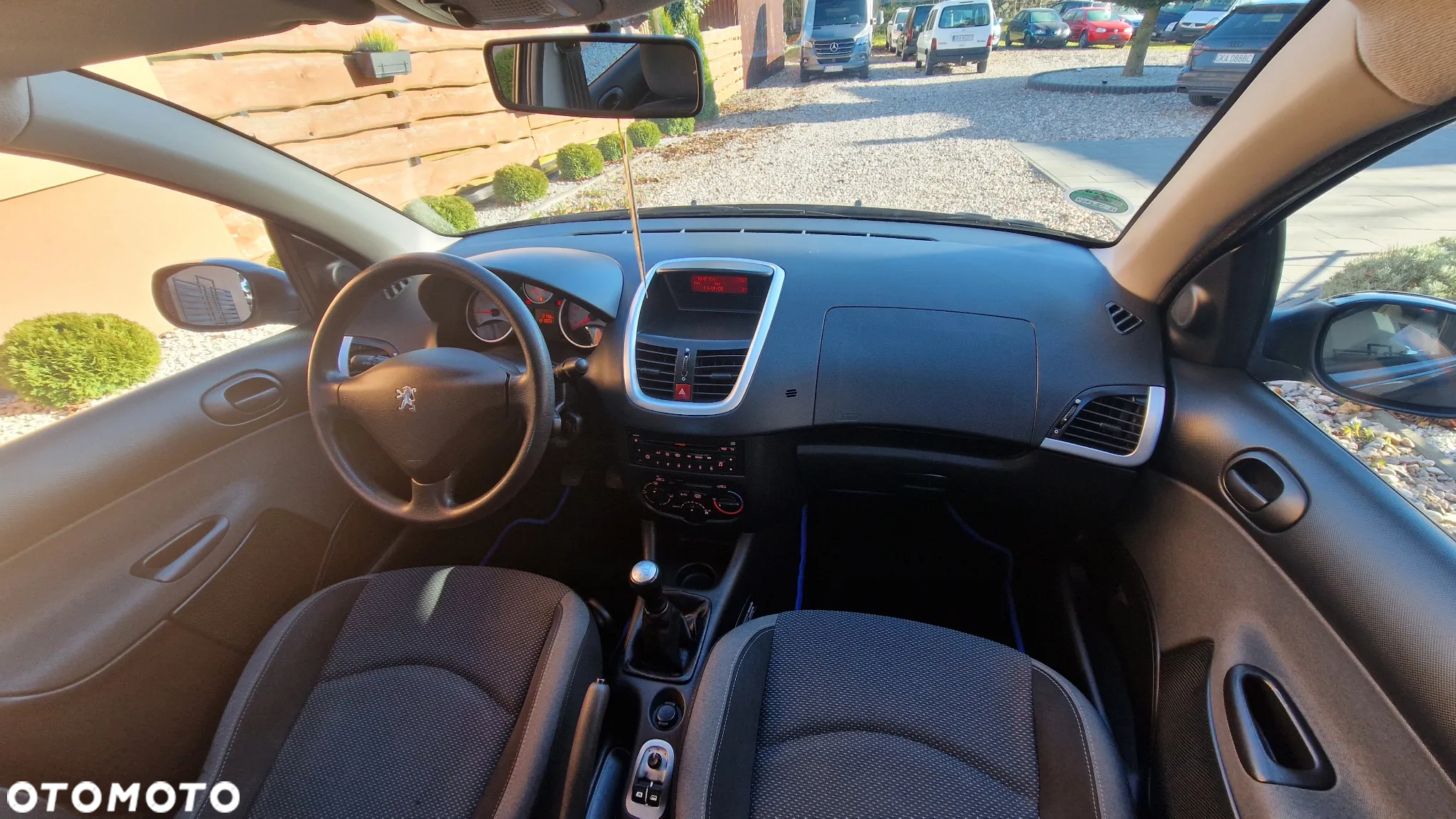 Peugeot 206 plus - 31
