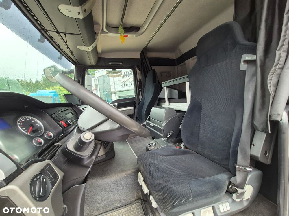 MAN TGS 18.360 / CYSTERNA / PALIWA + OLEJE / ADR / EURO 5 / 11M3 / 3 KOMORY / KABINA SYPIALNIANA / 1WŁ - 32