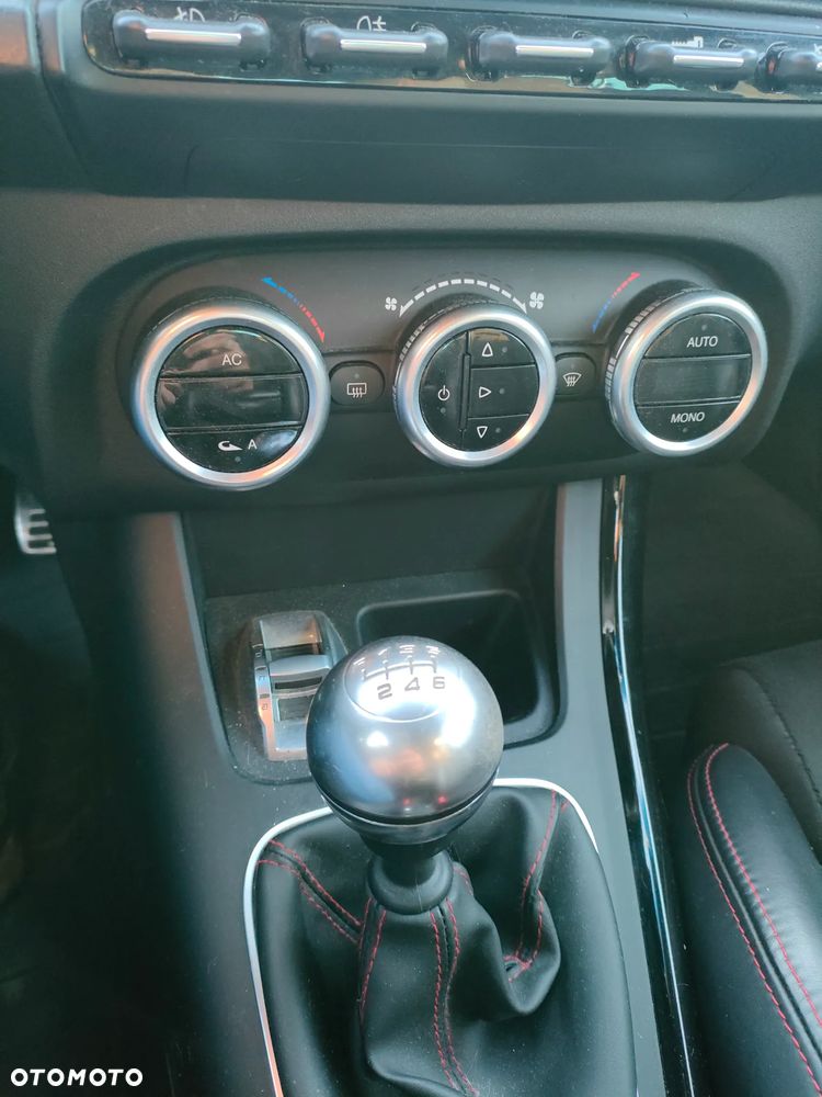 Alfa Romeo Giulietta - 24