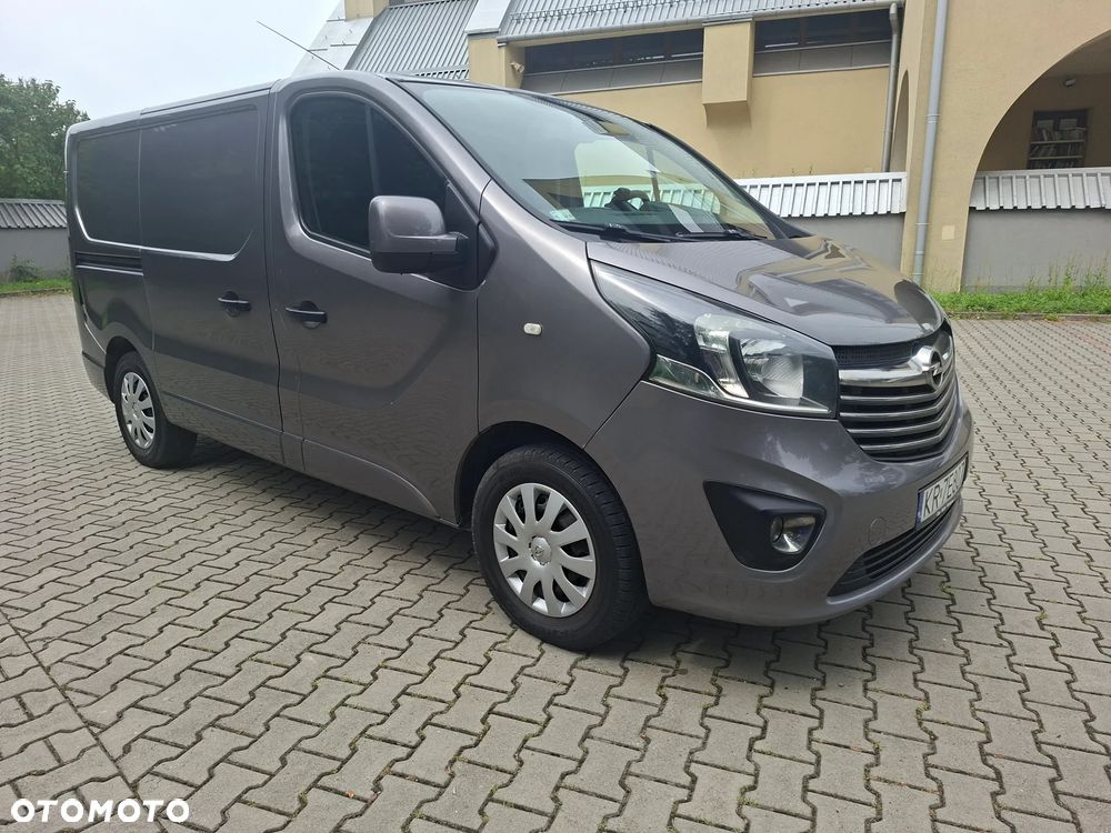 Opel Vivaro - 17