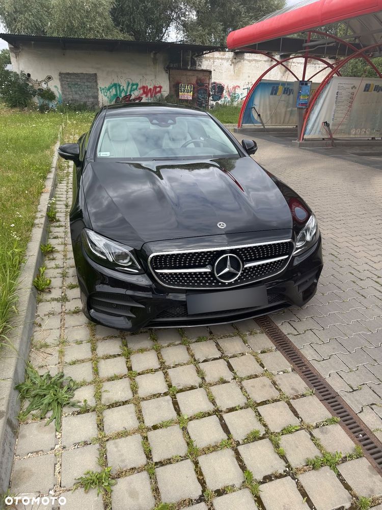 Mercedes-Benz Klasa E 300 9G-TRONIC - 2