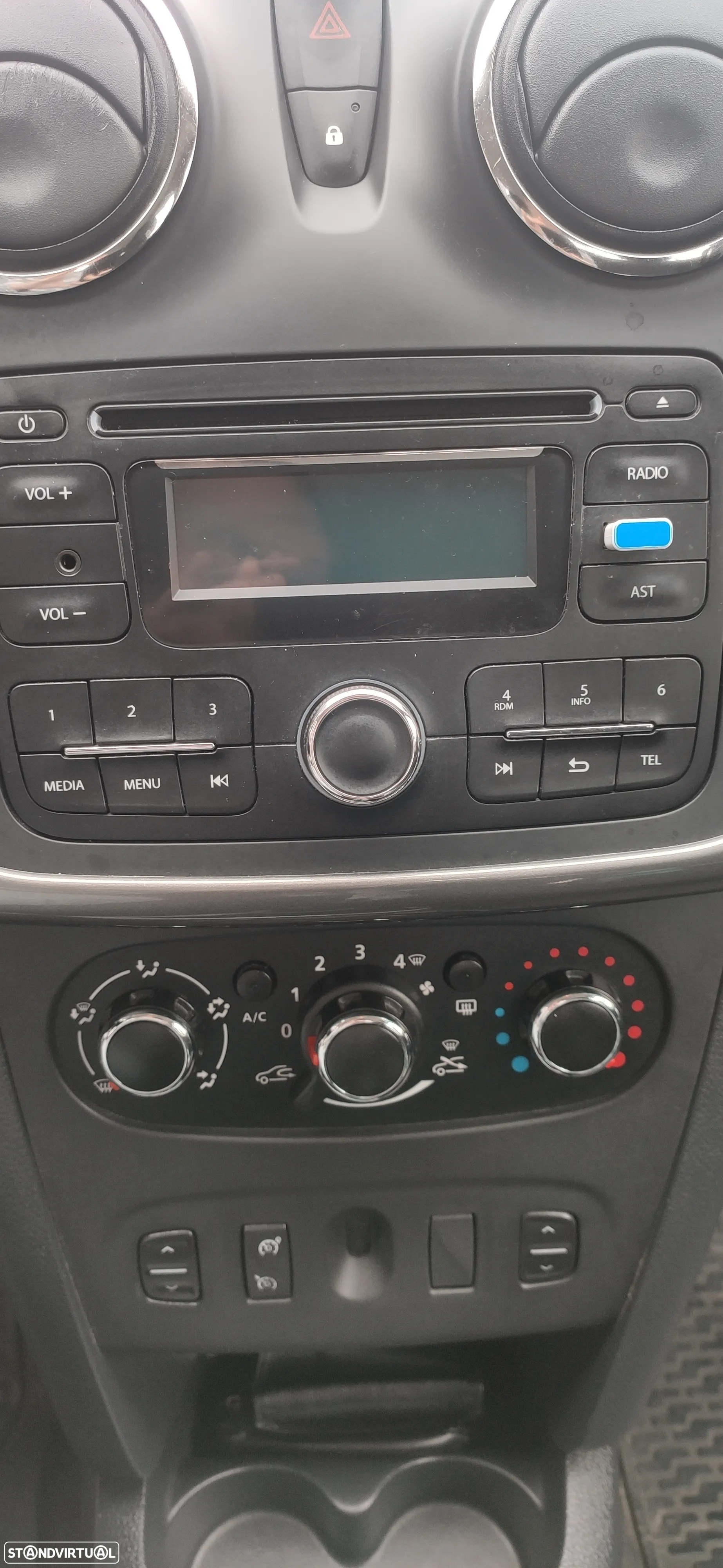 Dacia Sandero 0.9 TCe Confort Bi-Fuel - 14