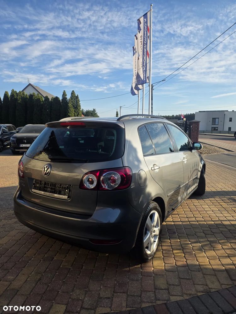 Volkswagen Golf Plus - 8