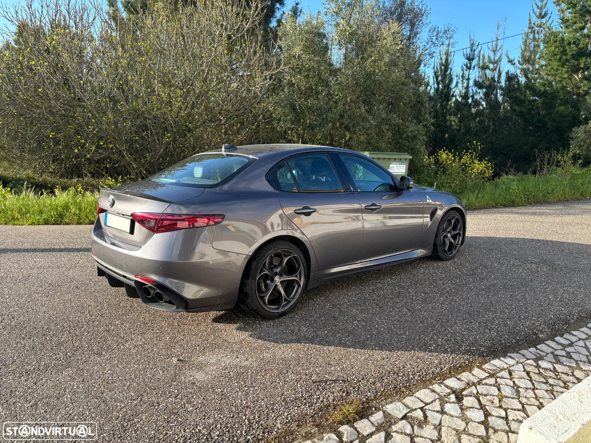 Alfa Romeo Giulia 2.9 V6 Bi-Turbo AT8 Quadrifoglio - 10