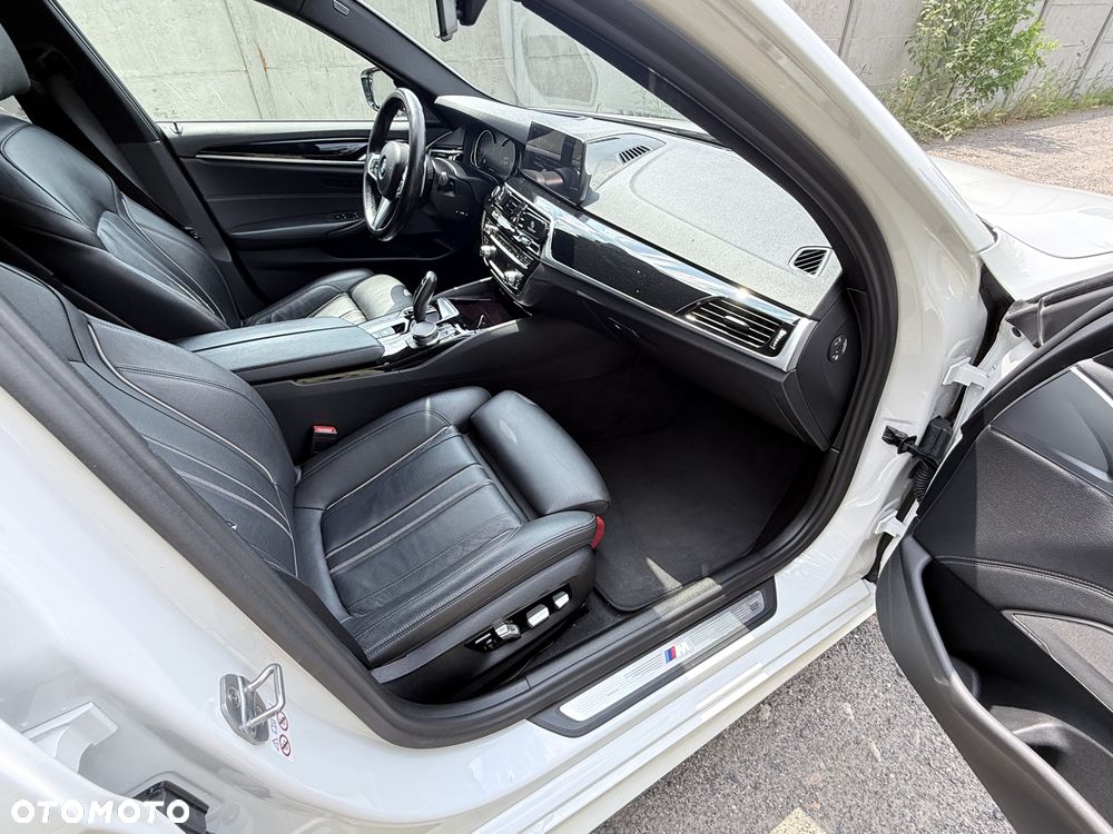 BMW Seria 5 540d xDrive M Sport sport - 11