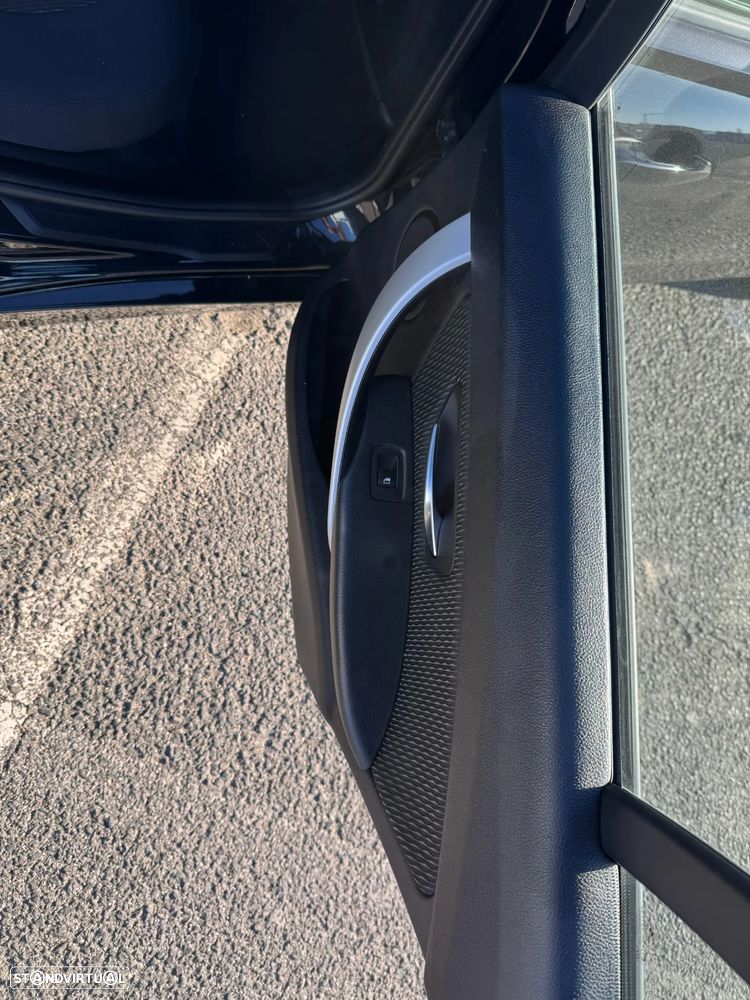 BMW 320 d Line Modern - 28