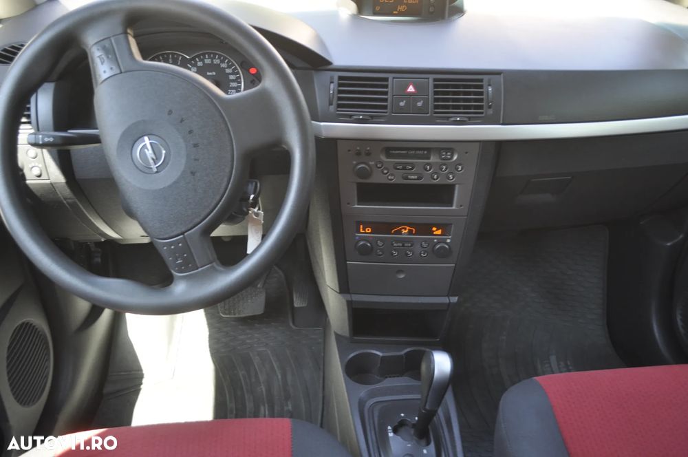 Opel Meriva - 11