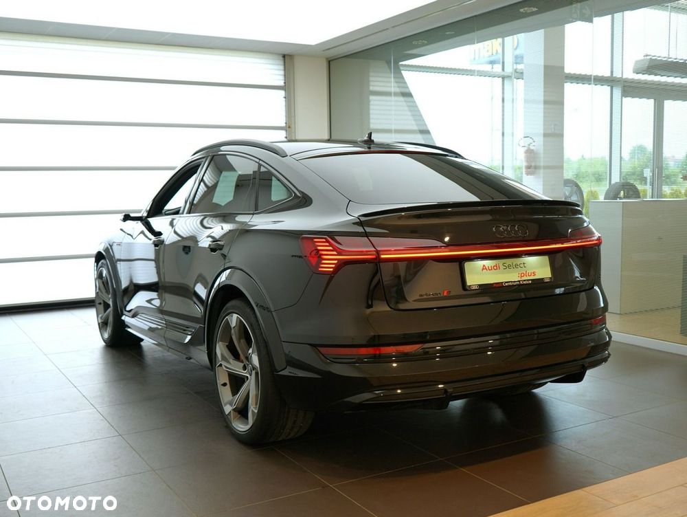 Audi e-tron Sportback - 3