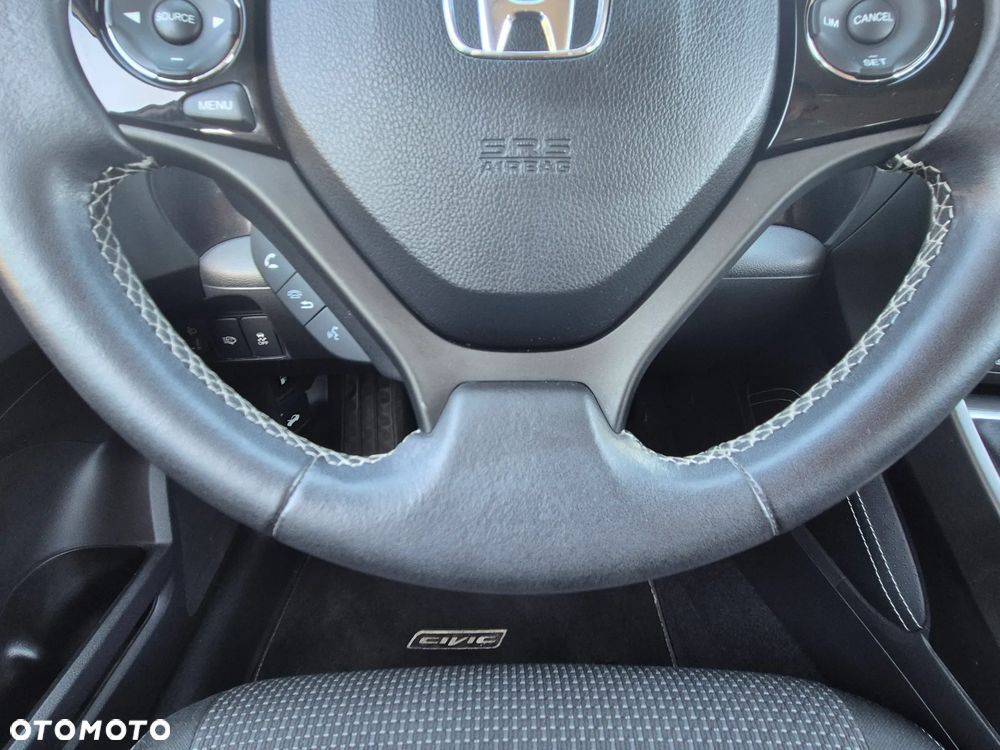Honda Civic 1.4 i-VTEC Comfort - 25