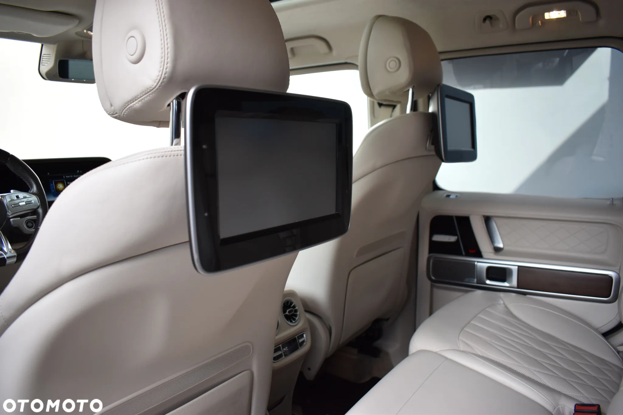 Mercedes-Benz Klasa G AMG 63 AMG Speedshift 9G-TRONIC - 22