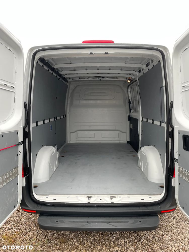 Mercedes-Benz Sprinter - 3