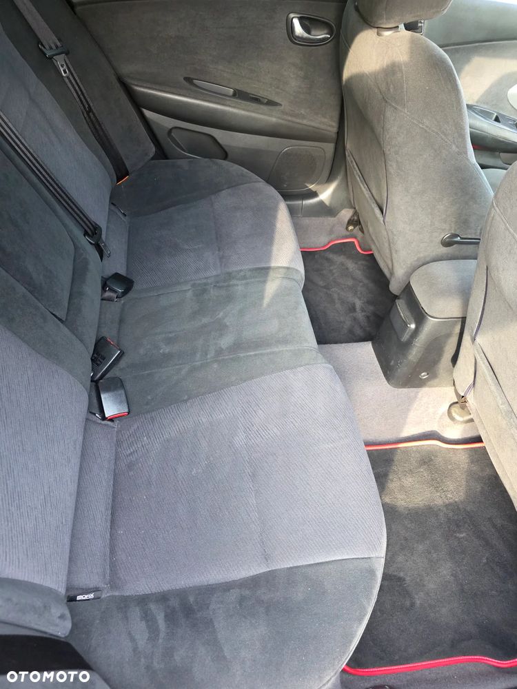Nissan Primera Traveller 1.8 visia - 9