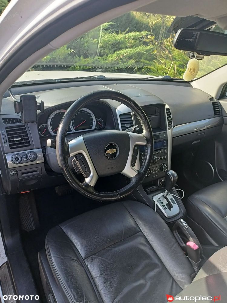 Chevrolet Captiva 3.2 LT high - 2