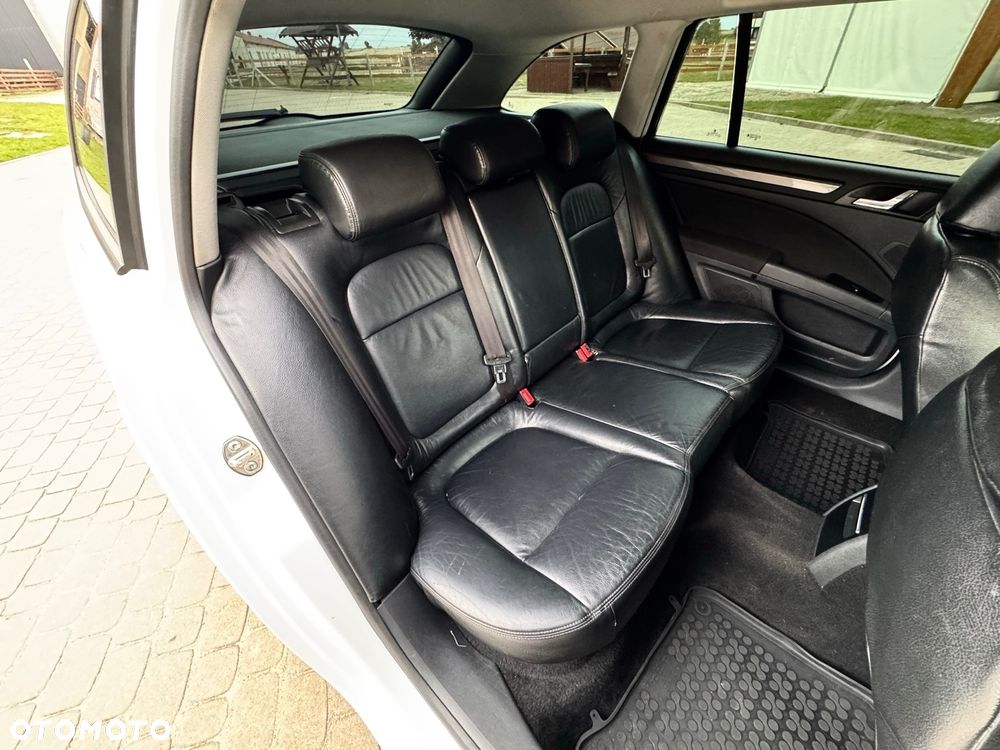 Skoda Superb 1.6 TDI Exclusive - 25
