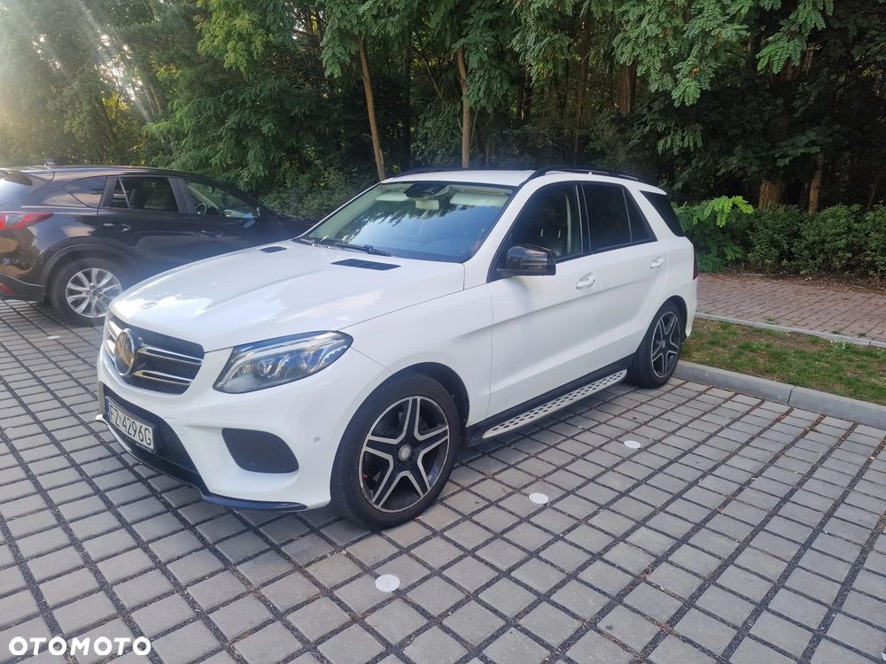 Mercedes-Benz GLE 350 d 4-Matic - 1