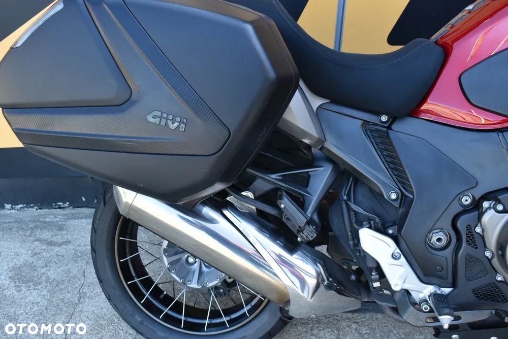 Honda VFR - 6