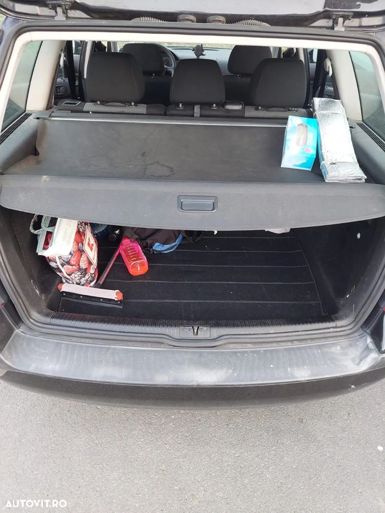 Volkswagen Golf 1.9TDI Ocean Aut - 3