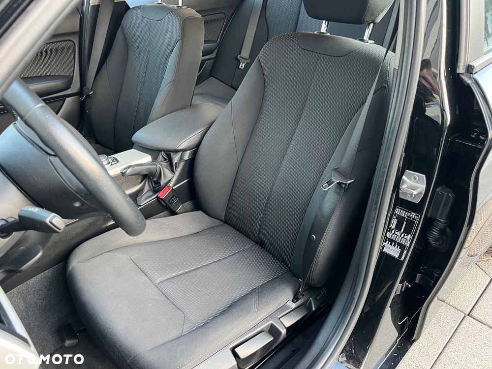 BMW Seria 1 - 16