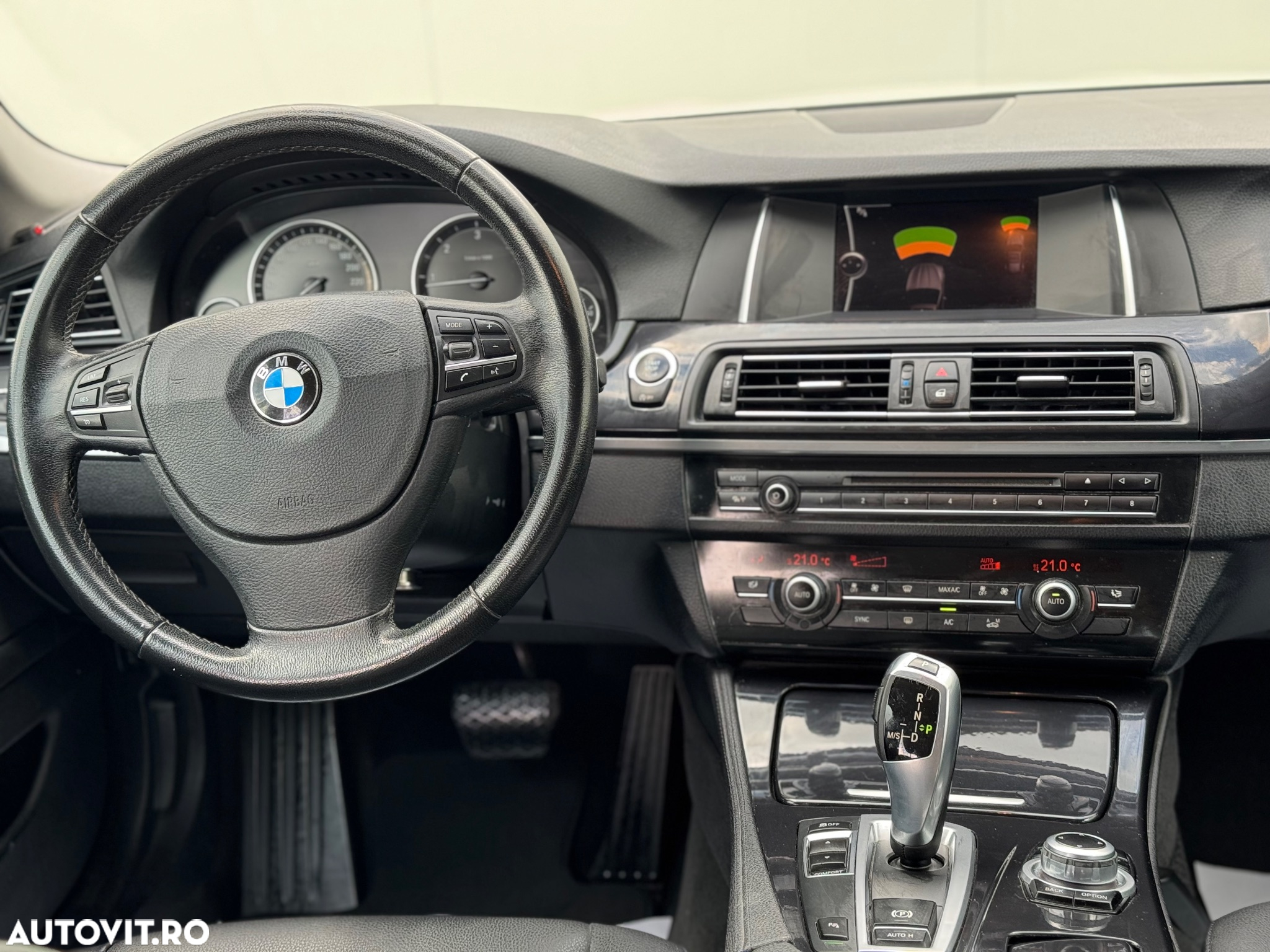 BMW Seria 5 520d Touring Aut. Modern Line - 7
