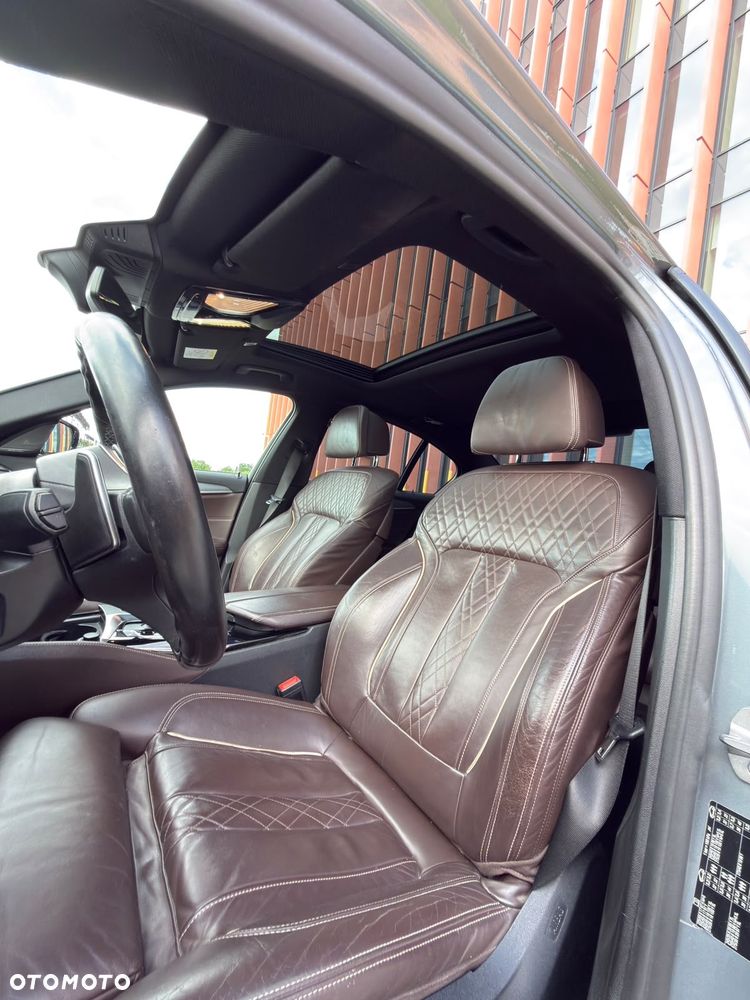 BMW Seria 5 530d M Sport sport - 25