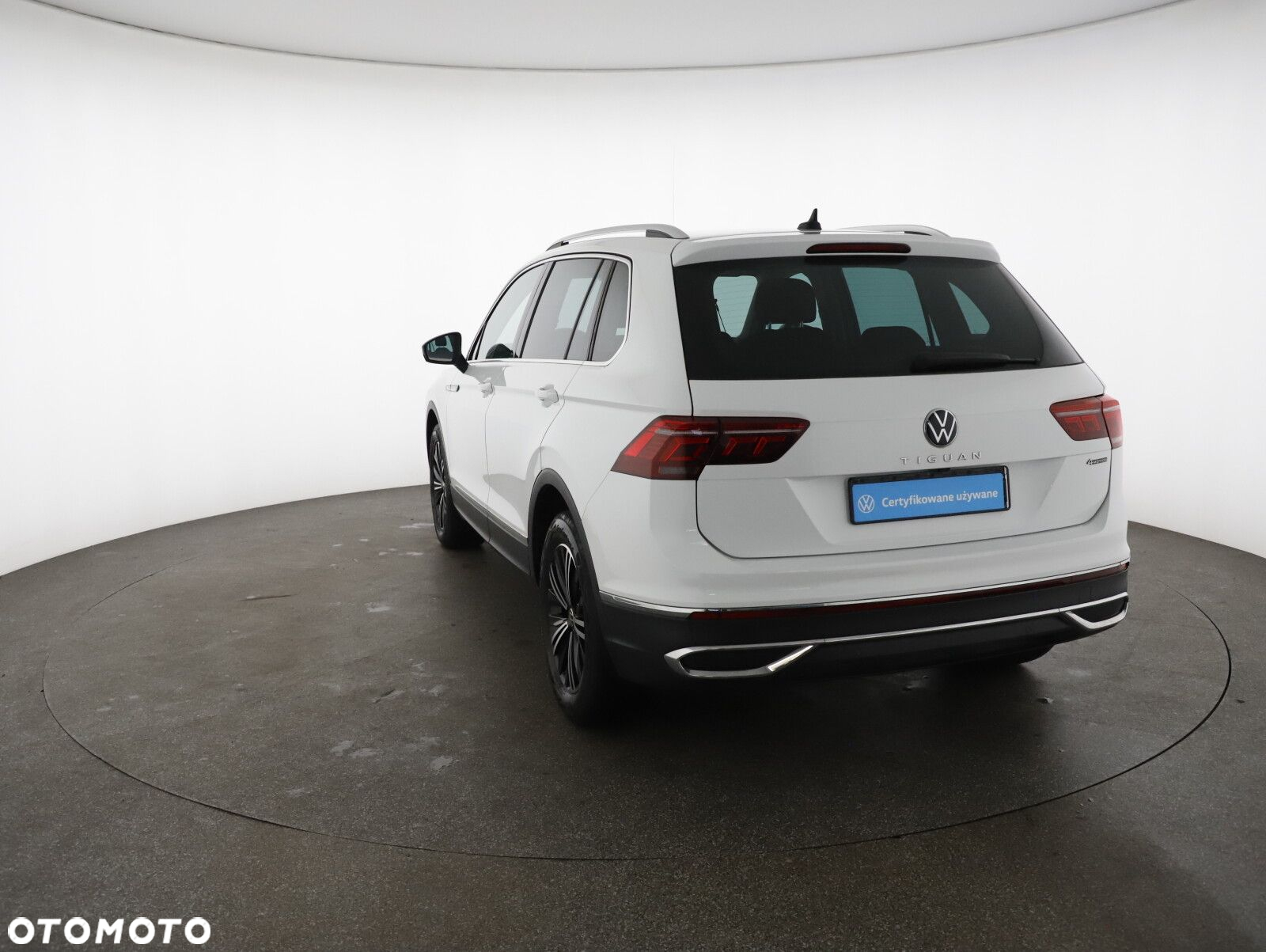 Volkswagen Tiguan 2.0 TSI 4Mot Elegance DSG - 27