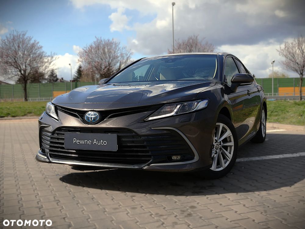 Toyota Camry 2.5 Hybrid Comfort CVT - 2
