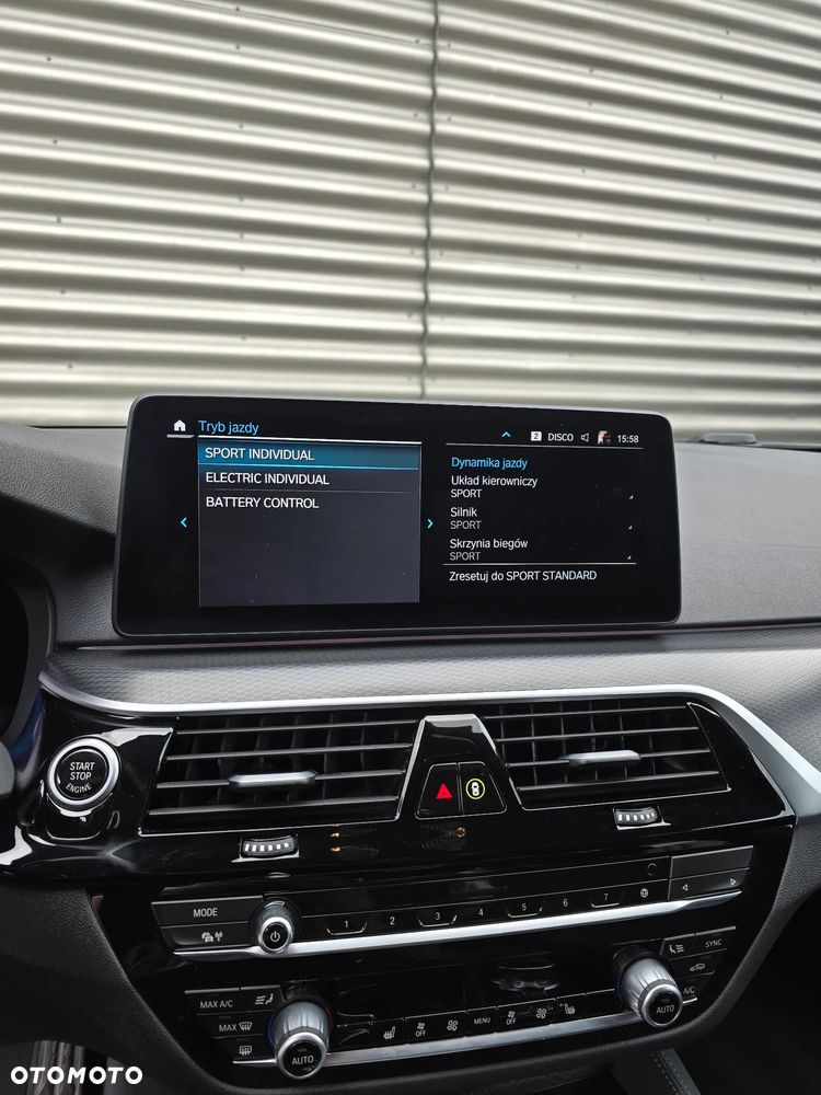 BMW Seria 5 530e M Sport sport - 27