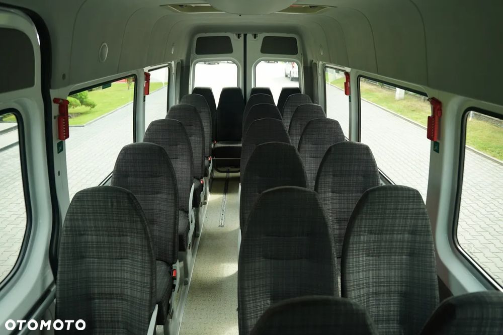Mercedes-Benz / SPRINTER 516 / KLIMATYZACJA / SPROWADZONY / - 26