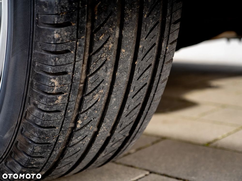 Cadillac Deville - 15