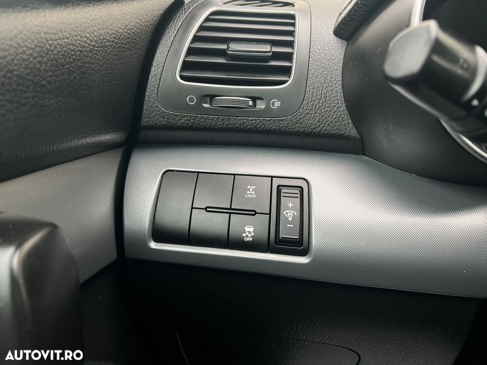 Kia Sorento 2.2 DSL 4x4 Aut. Classic - 21