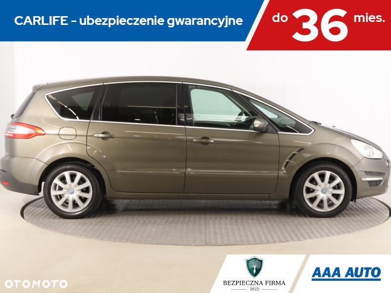 Ford S-Max - 8