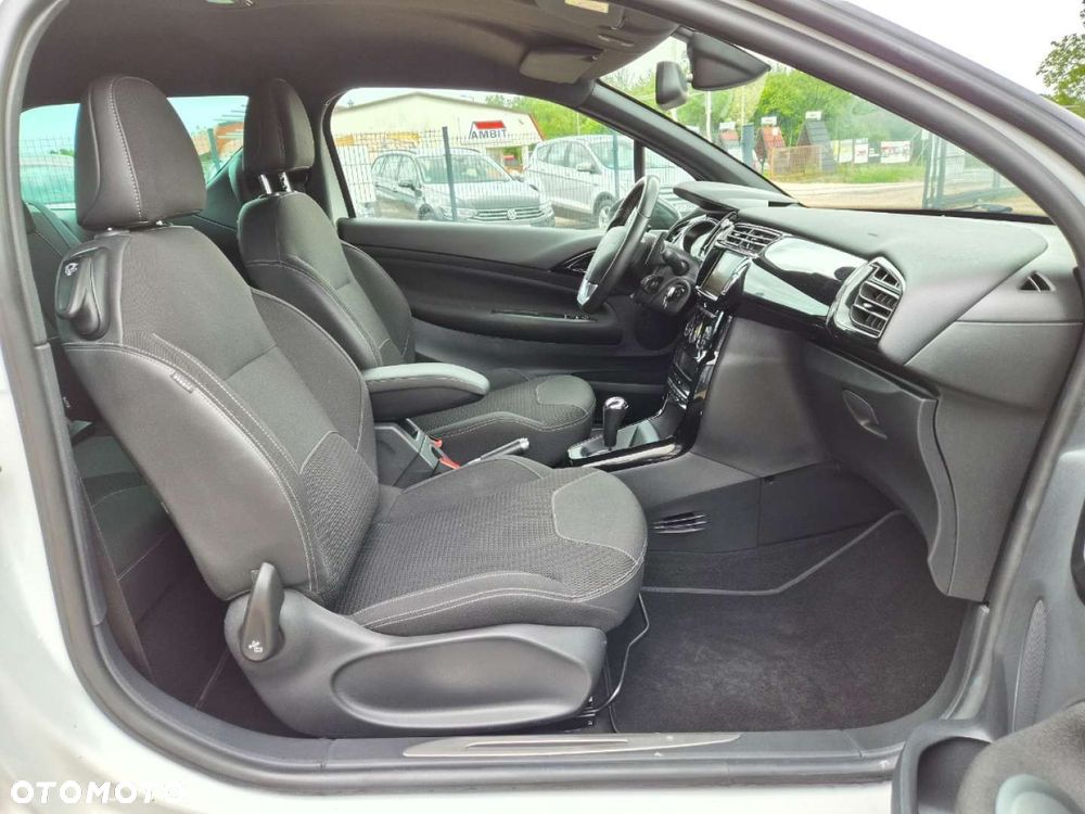 Citroën DS3 PureTech 82 Stop & Start ETG SoChic - 17
