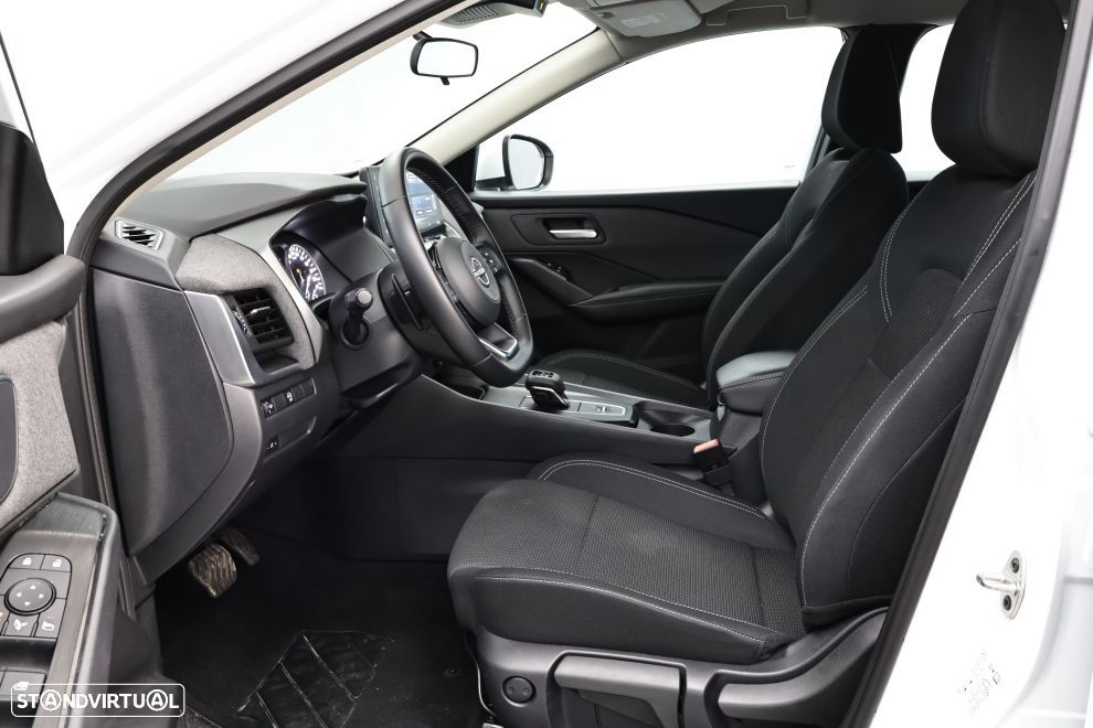 Nissan Qashqai 1.3 DIG-T Acenta Xtronic - 22