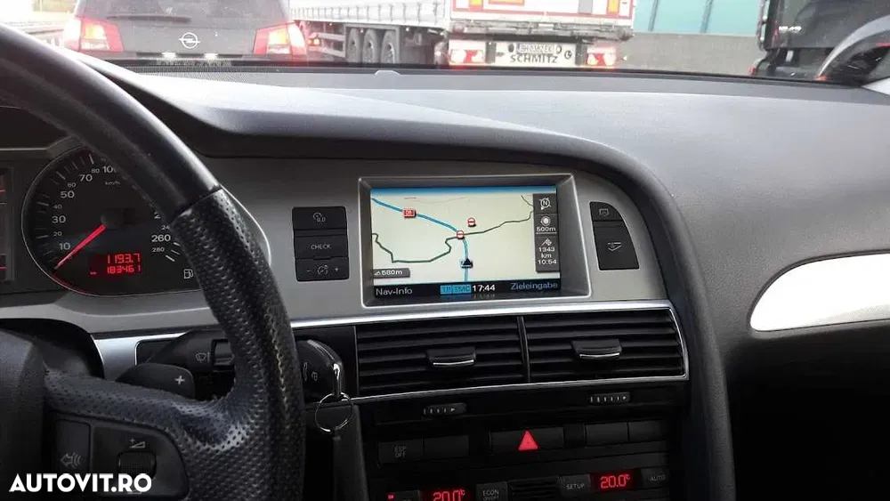 Audi A6 - 8