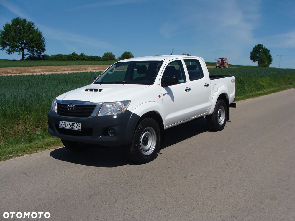 Toyota Hilux 2.5 D-4D DLX - 1