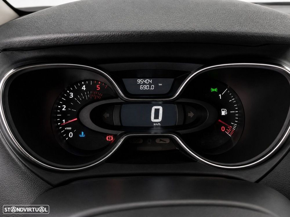 Renault Captur 1.5 dCi Exclusive - 19