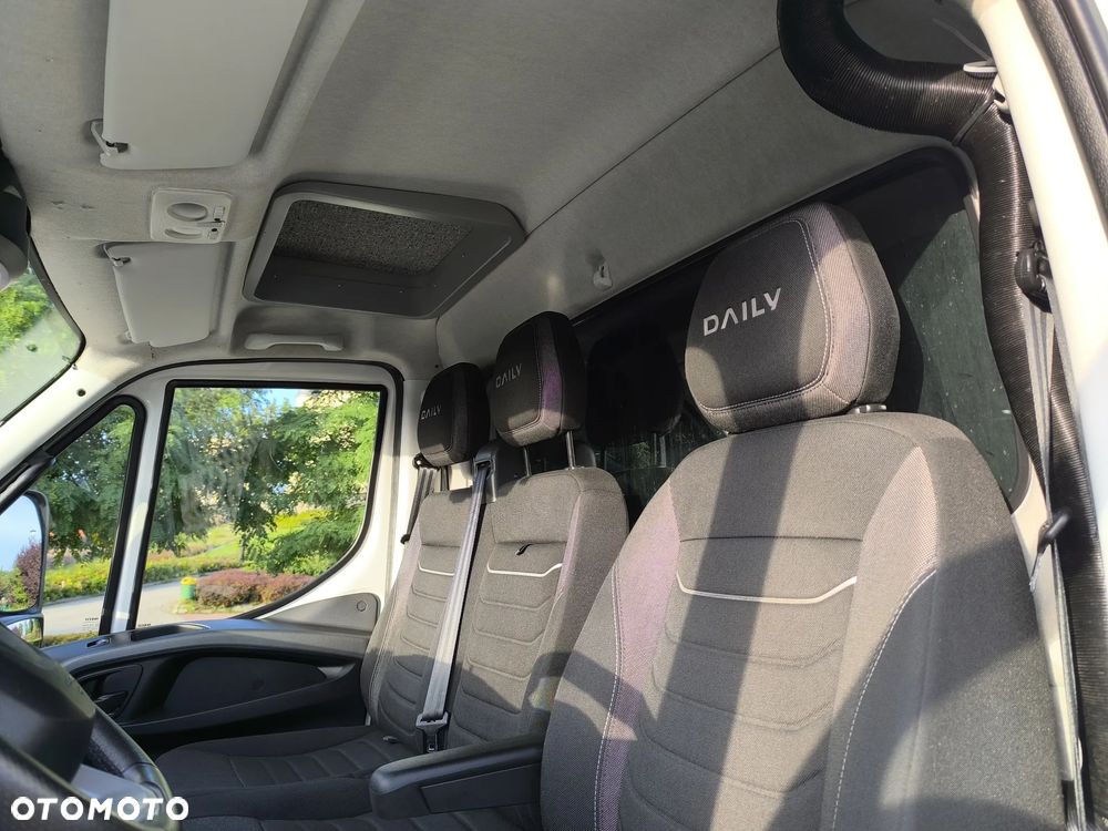 Iveco Daily 70C18 WINDA 1000kg, Sypialnia, 15Palet, Firana 6.22m! - 23
