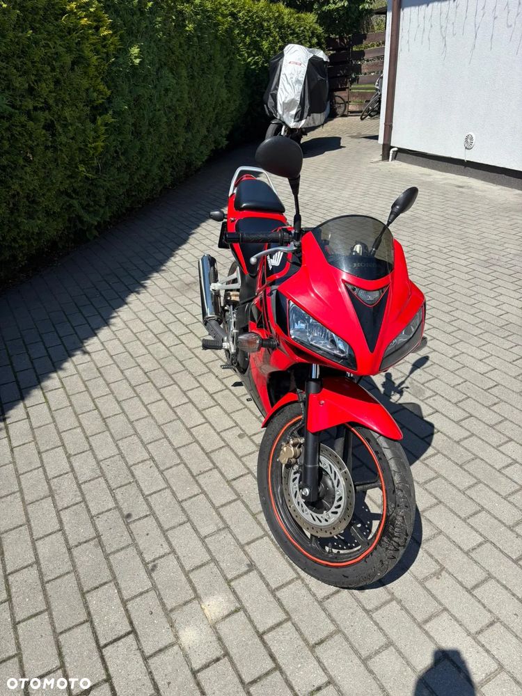 Honda CBR - 3