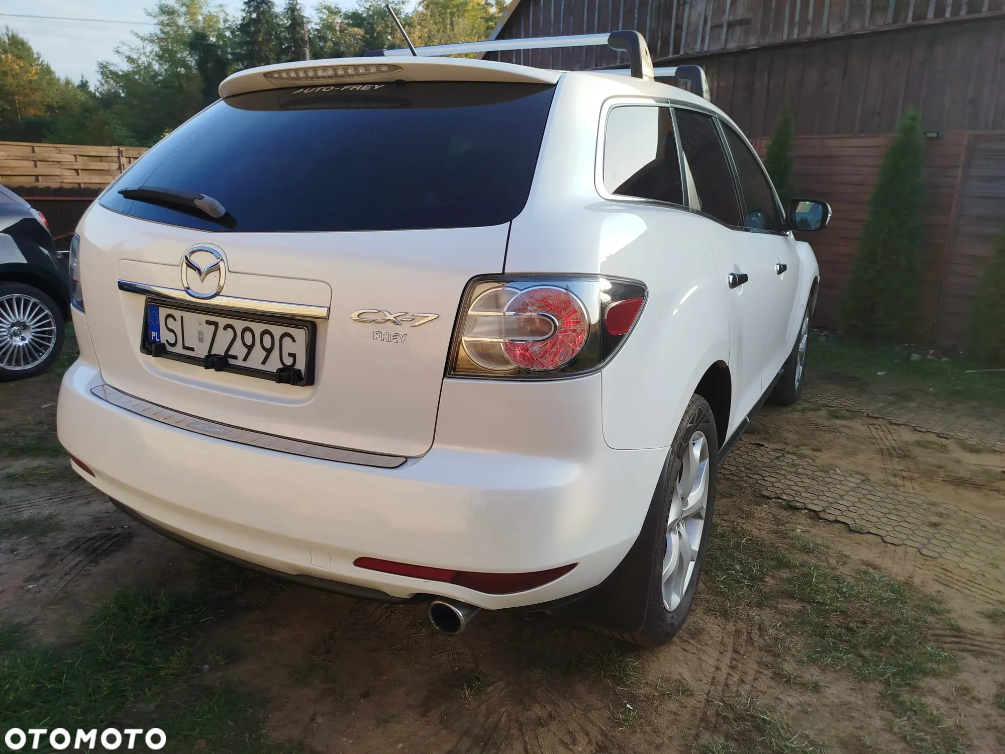 Mazda CX-7 2.2 CD Exclusive + - 5