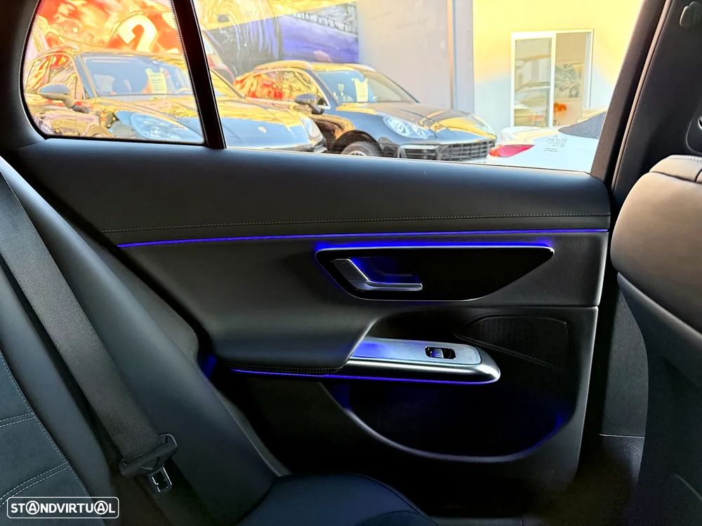 Mercedes-Benz E 300 de - 21