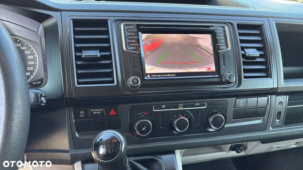 Volkswagen Transporter T6 - 32