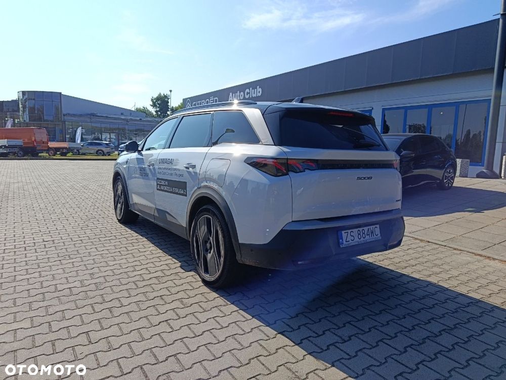 Peugeot 5008 - 5