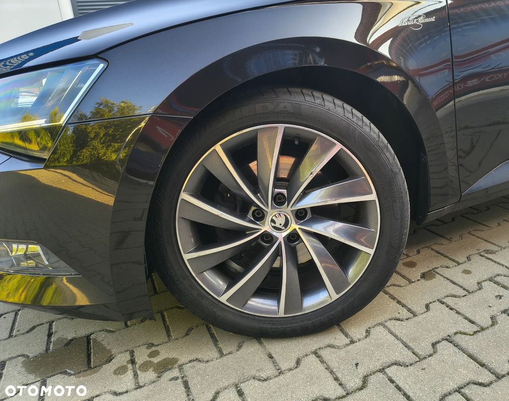 Skoda Superb 2.0 TDI L&K DSG - 7