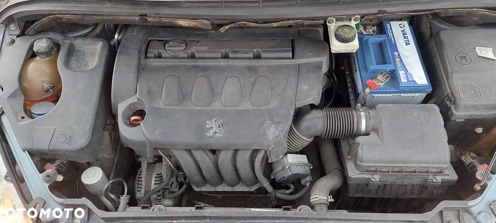 Peugeot 307 CC 2.0 - 14