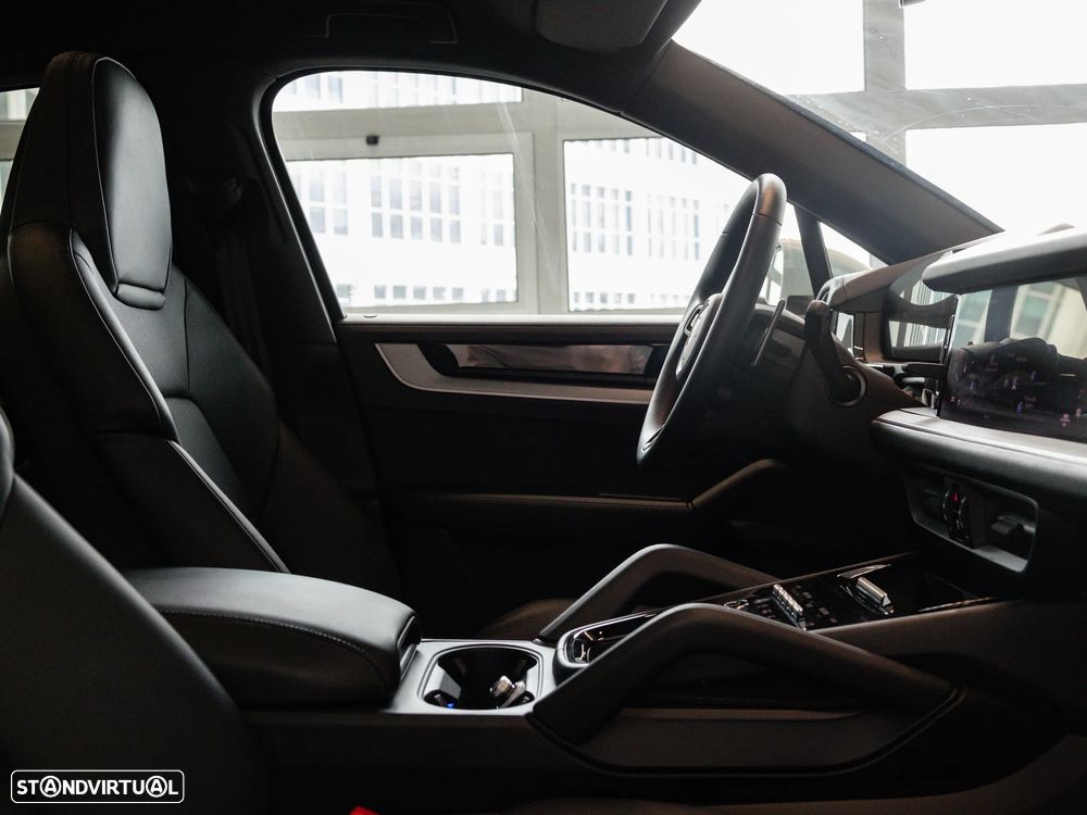 Porsche Cayenne Coupé S E-Hybrid - 30