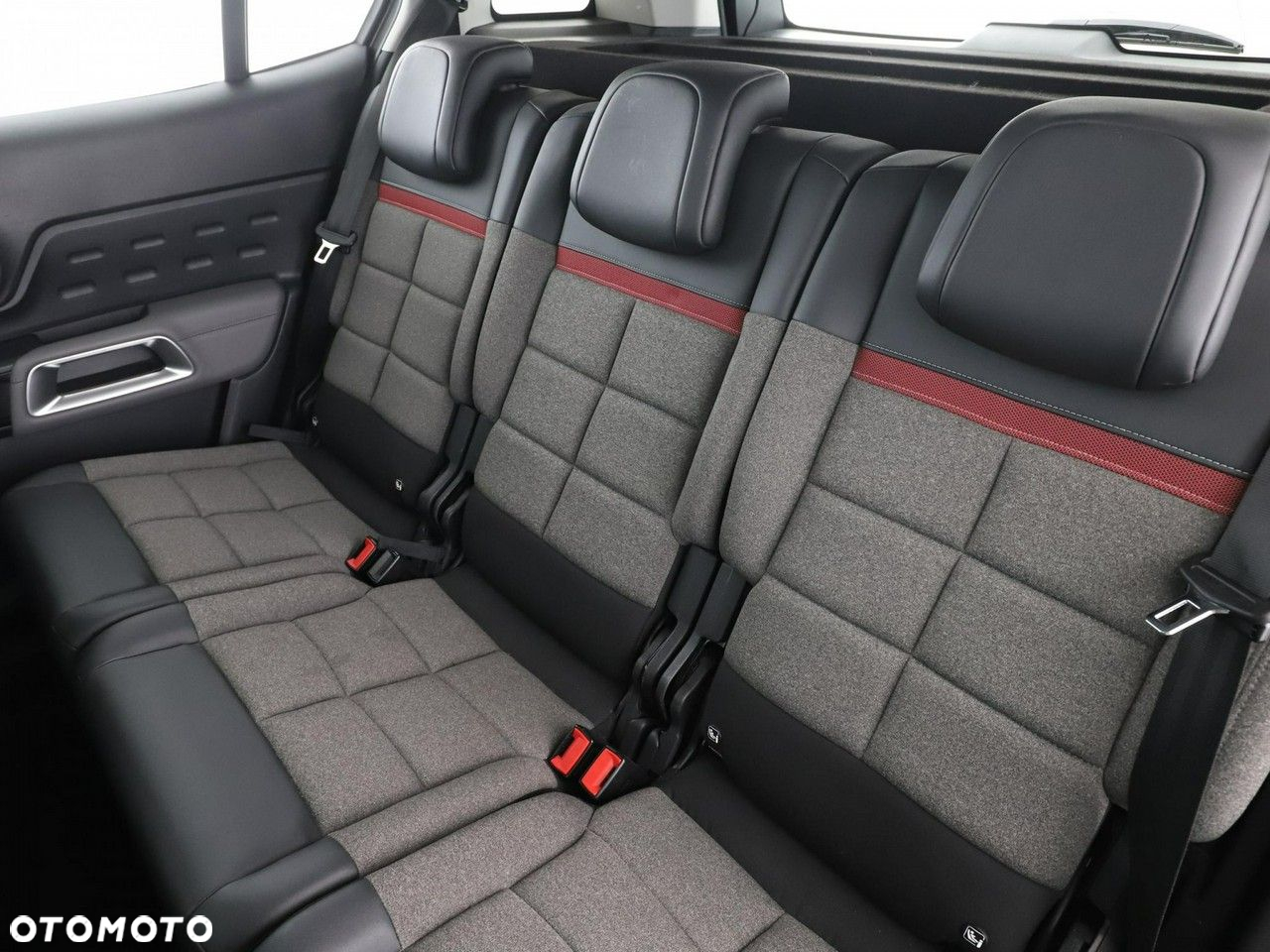 Citroën C5 Aircross Hybrid 225 e-EAT8 ë-SERIES - 18