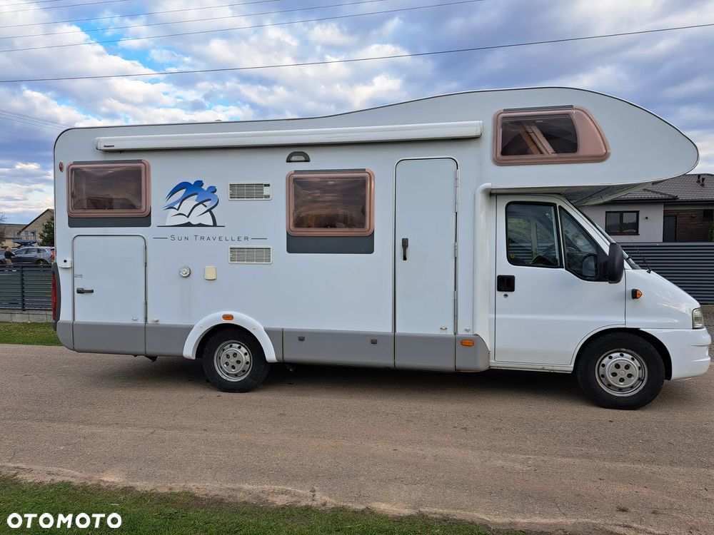 KNAUS SUN TRAVELLER 658LG - 8