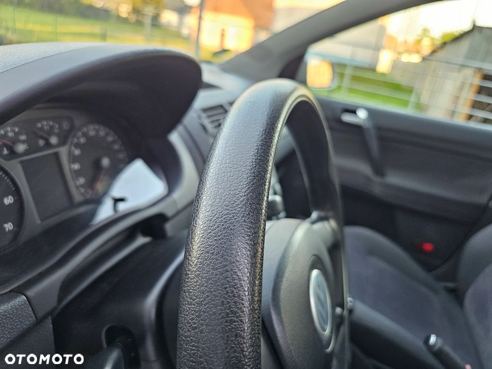 Volkswagen Polo 1.4 Highline - 19